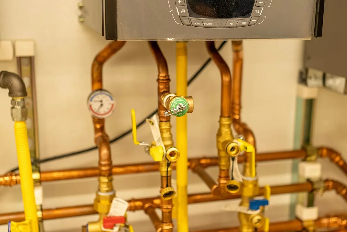 Licensed technician providing Slab Leak Repair for a homeowner in Olney